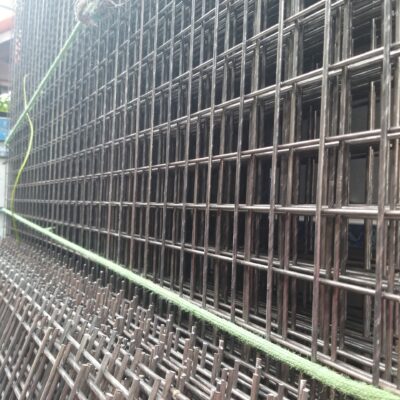 Lưới thép hàn phi 4 ô 50x50 dạng tấm hàng sẵn kho